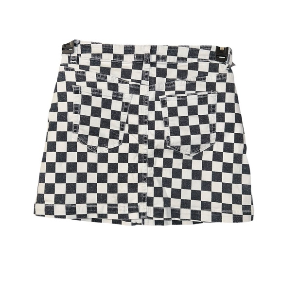 Urban Outfitters Woman’s Checkered Skirt Small - Picture 2 of 3